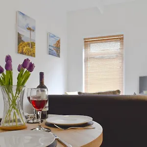 https://the-old-police-house-saltburn-by-the-sea.yorkshirehotels.net